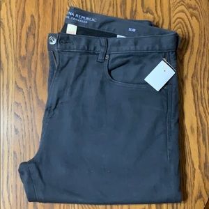 Banana Republic The Traveler Jeans (NWT)